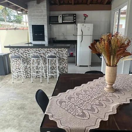 Casa no pereque-açu 500m da praia-3